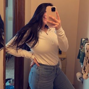 Meet your Posher, Demetria